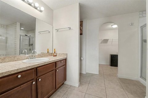 House in Lakeland, Florida 3 bedrooms, 149.48 sq.m. № 2094090 - photo 17