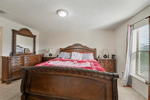 House in Lakeland, Florida 3 bedrooms, 149.48 sq.m. № 2094090 - photo 15