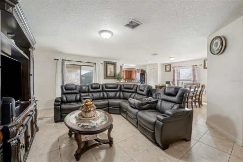 House in Lakeland, Florida 3 bedrooms, 149.48 sq.m. № 2094090 - photo 6