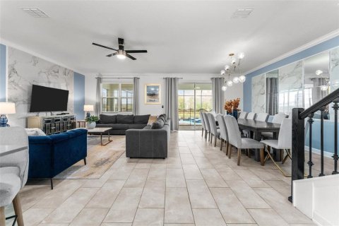 Casa en venta en Kissimmee, Florida, 9 dormitorios, 371.05 m2 № 961103 - foto 25