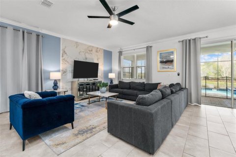 Casa en venta en Kissimmee, Florida, 9 dormitorios, 371.05 m2 № 961103 - foto 7