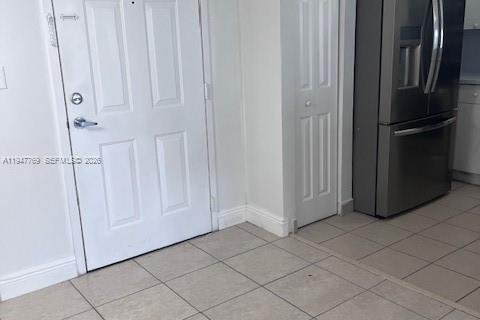 Снять в аренду кондоминиум в Катлер-Бей, Флорида 2 спальни, 75.16м2, № 2003810 - фото 2