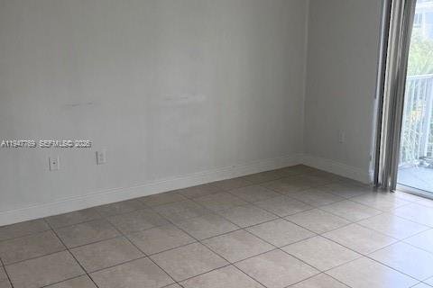 Снять в аренду кондоминиум в Катлер-Бей, Флорида 2 спальни, 75.16м2, № 2003810 - фото 5