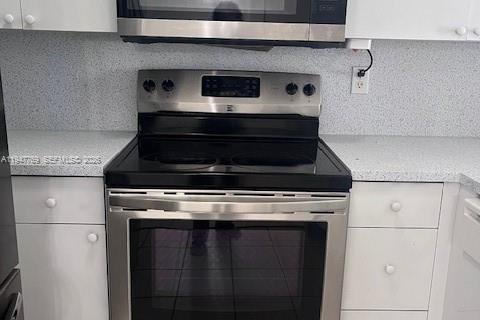 Снять в аренду кондоминиум в Катлер-Бей, Флорида 2 спальни, 75.16м2, № 2003810 - фото 15