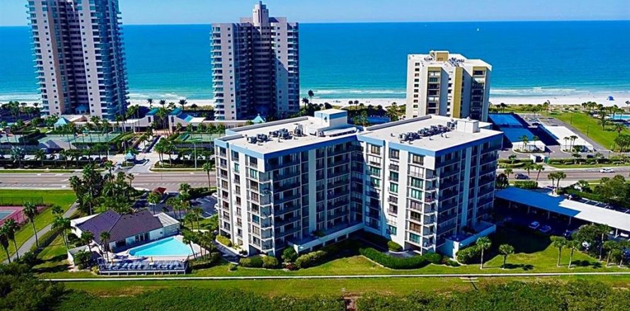 Condo in Clearwater, Florida, 3 bedrooms № 1825340