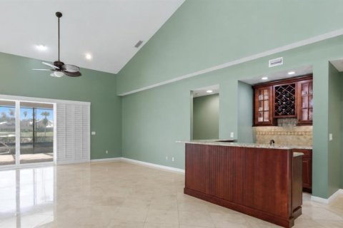 Villa ou maison à vendre à Sarasota, Floride: 3 chambres, 242.01 m2 № 2330240 - photo 13