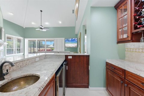Villa ou maison à vendre à Sarasota, Floride: 3 chambres, 242.01 m2 № 2330240 - photo 21
