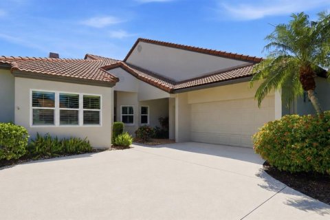 Villa ou maison à vendre à Sarasota, Floride: 3 chambres, 242.01 m2 № 2330240 - photo 3