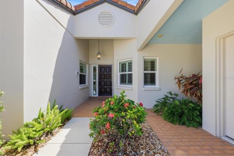 Villa ou maison à vendre à Sarasota, Floride: 3 chambres, 242.01 m2 № 2330240 - photo 4