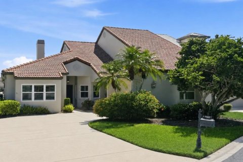 Villa ou maison à vendre à Sarasota, Floride: 3 chambres, 242.01 m2 № 2330240 - photo 2