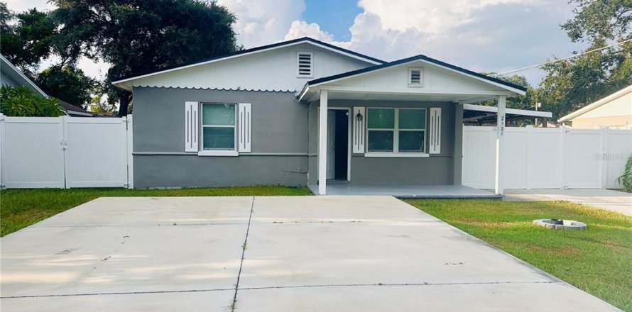 Villa ou maison à Tampa, Floride 2 chambres, 108.32 m2 № 1904379