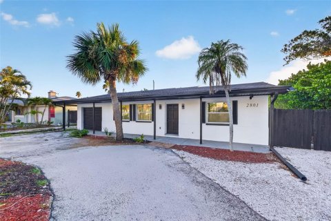 Casa en Saint Petersburg, Florida 3 dormitorios, 117.8 m2 № 2151641