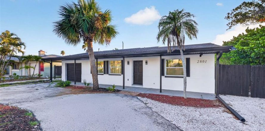 Casa en Saint Petersburg, Florida 3 dormitorios, 117.8 m2 № 2151641