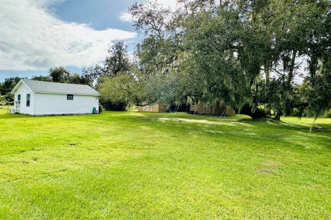 House in Okeechobee, Florida 2 bedrooms, 57.69 sq.m. № 2182711 - photo 17