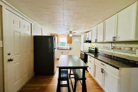 House in Okeechobee, Florida 2 bedrooms, 57.69 sq.m. № 2182711 - photo 24