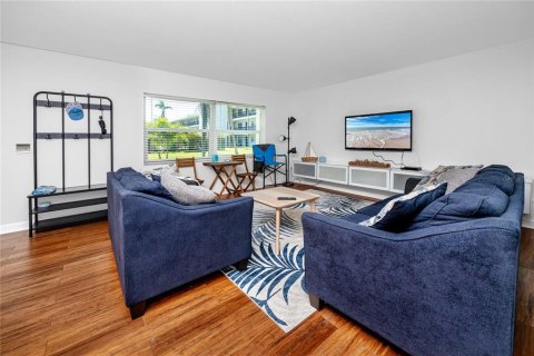Condominio en venta en Saint Petersburg, Florida, 2 dormitorios, 80.82 m2 № 1794990 - foto 5