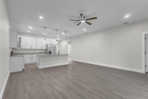Commercial property in Palm Coast, Florida 12 bedrooms, 240.25 sq.m. № 2147563 - photo 10