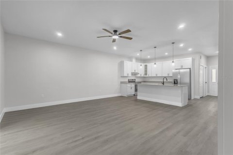 Commercial property in Palm Coast, Florida 12 bedrooms, 240.25 sq.m. № 2147563 - photo 9