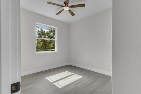 Commercial property in Palm Coast, Florida 12 bedrooms, 240.25 sq.m. № 2147563 - photo 19