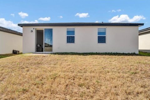 Villa ou maison à vendre à Haines City, Floride: 3 chambres, 161.09 m2 № 2305031 - photo 12