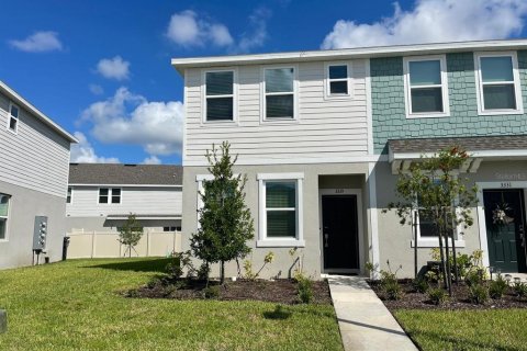 Touwnhouse à louer à Kissimmee, Floride: 2 chambres, 109.62 m2 № 1893723 - photo 1