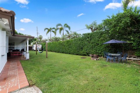 House in Homestead, Florida 4 bedrooms, 225.94 sq.m. № 1839291 - photo 27