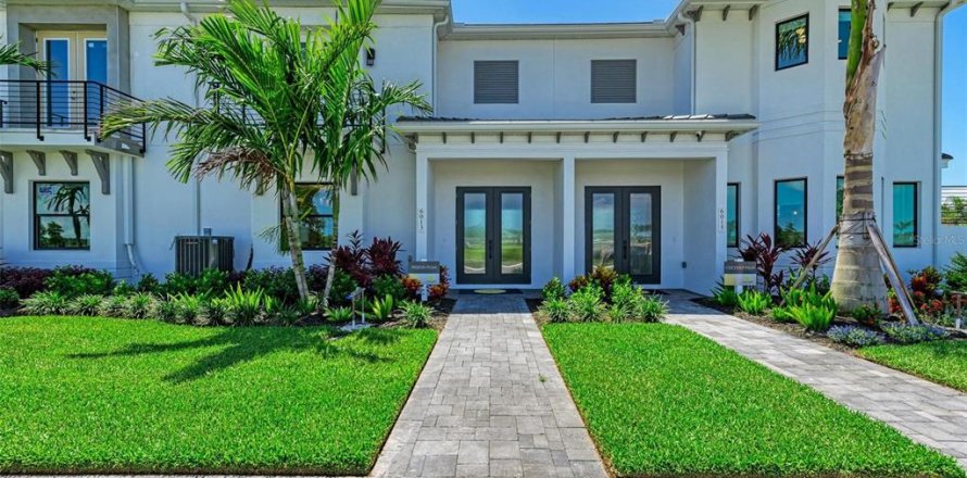 Townhouse in Bradenton, Florida 3 bedrooms, 274.15 sq.m. № 1552793