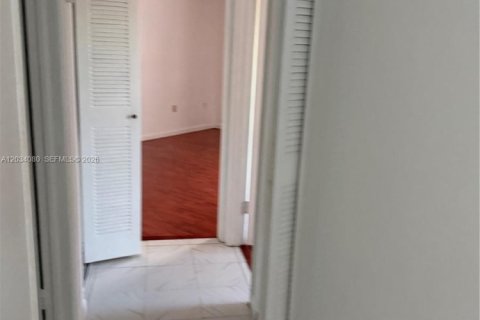 Copropriété à vendre à Miami, Floride: 2 chambres, 92.9 m2 № 2084517 - photo 6