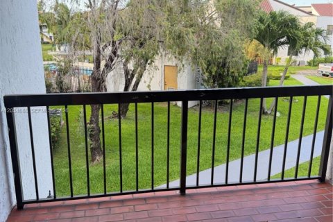 Copropriété à vendre à Miami, Floride: 2 chambres, 92.9 m2 № 2084517 - photo 3