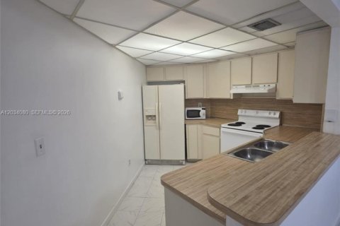 Copropriété à vendre à Miami, Floride: 2 chambres, 92.9 m2 № 2084517 - photo 5
