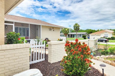 House in New Port Richey, Florida 3 bedrooms, 153.1 sq.m. № 1791588 - photo 23