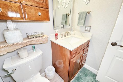 House in New Port Richey, Florida 3 bedrooms, 153.1 sq.m. № 1791588 - photo 21