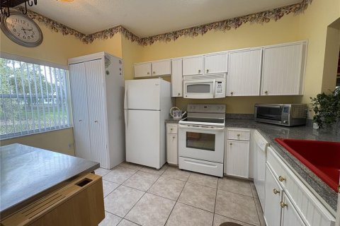 Villa ou maison à vendre à Zephyrhills, Floride: 3 chambres, 120.77 m2 № 1918581 - photo 19