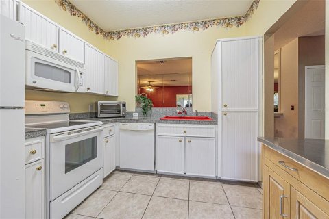 Villa ou maison à vendre à Zephyrhills, Floride: 3 chambres, 120.77 m2 № 1918581 - photo 21