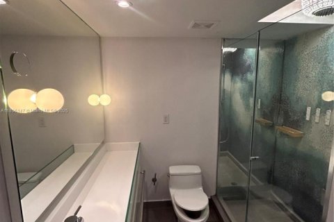 Copropriété à louer à Miami Beach, Floride: 45.8 m2 № 1880133 - photo 9