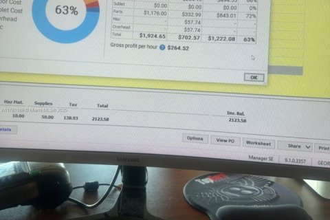 Propiedad comercial en venta en Miami, Florida № 1712299 - foto 5