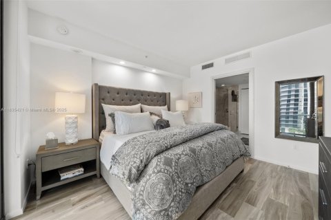 Condo in Miami, Florida, 2 bedrooms  № 1821790 - photo 22