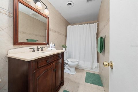 House in Orlando, Florida 4 bedrooms, 178.74 sq.m. № 1804022 - photo 22