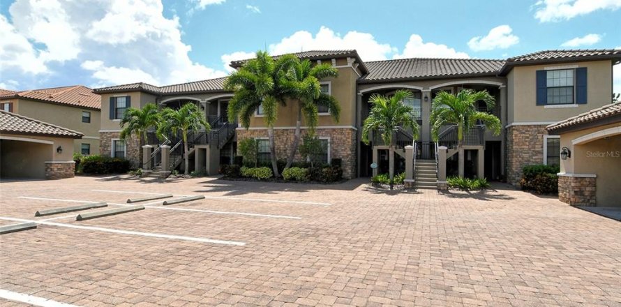 Condominio en Bradenton, Florida, 2 dormitorios № 1612383