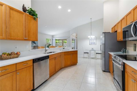 House in Sarasota, Florida 4 bedrooms, 200.85 sq.m. № 1787521 - photo 7