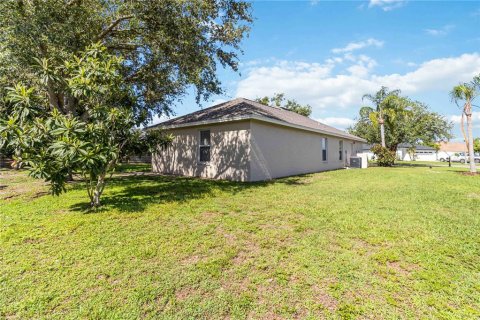 House in Sarasota, Florida 4 bedrooms, 200.85 sq.m. № 1787521 - photo 29