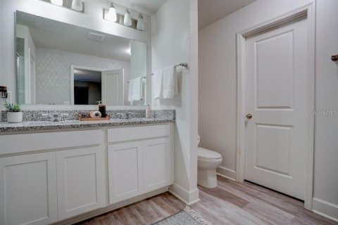 Villa ou maison à louer à Clermont, Floride: 4 chambres, 157.56 m2 № 2413398 - photo 6