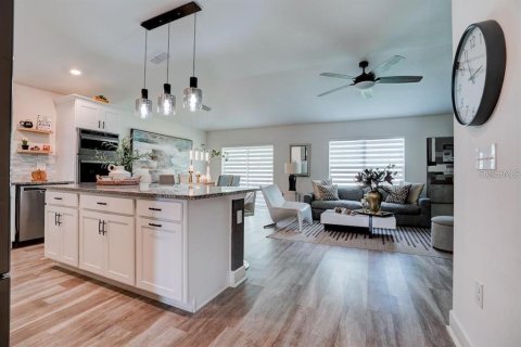 Villa ou maison à louer à Clermont, Floride: 4 chambres, 157.56 m2 № 2413398 - photo 21