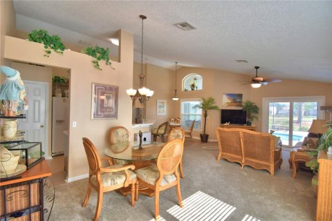 Villa ou maison à vendre à Haines City, Floride: 4 chambres, 143.63 m2 № 2237018 - photo 7
