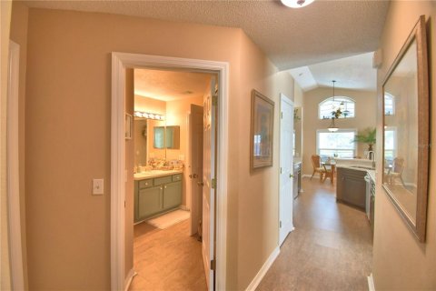Villa ou maison à vendre à Haines City, Floride: 4 chambres, 143.63 m2 № 2237018 - photo 29
