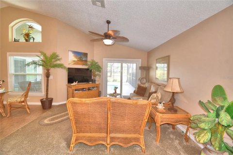 Villa ou maison à vendre à Haines City, Floride: 4 chambres, 143.63 m2 № 2237018 - photo 10