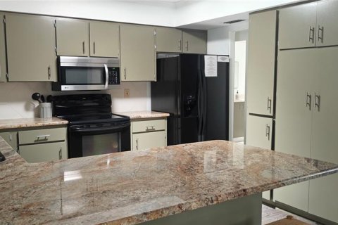 House in Sarasota, Florida 5 bedrooms, 240.43 sq.m. № 1803332 - photo 23