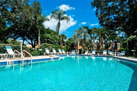 Condo in Bradenton, Florida, 2 bedrooms № 2239975 - photo 2