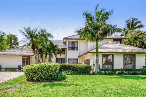 House in Boynton Beach, Florida 5 bedrooms, 420.29 sq.m. № 2266251