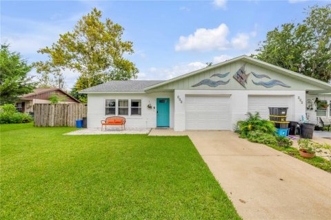 Duplex in South Daytona, Florida 2 bedrooms, 85.47 sq.m. № 2362362